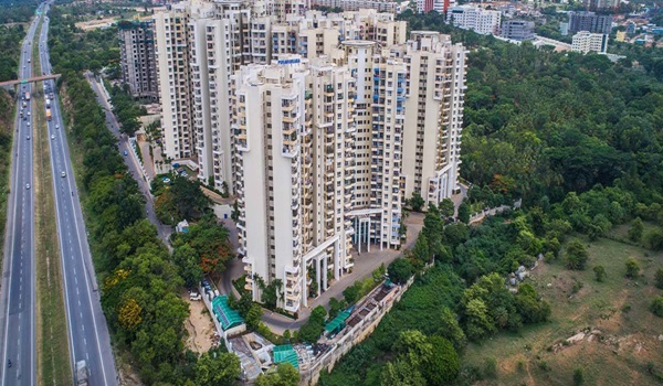 Purva Highland is 23.3 km away from Purva Codename Bliss